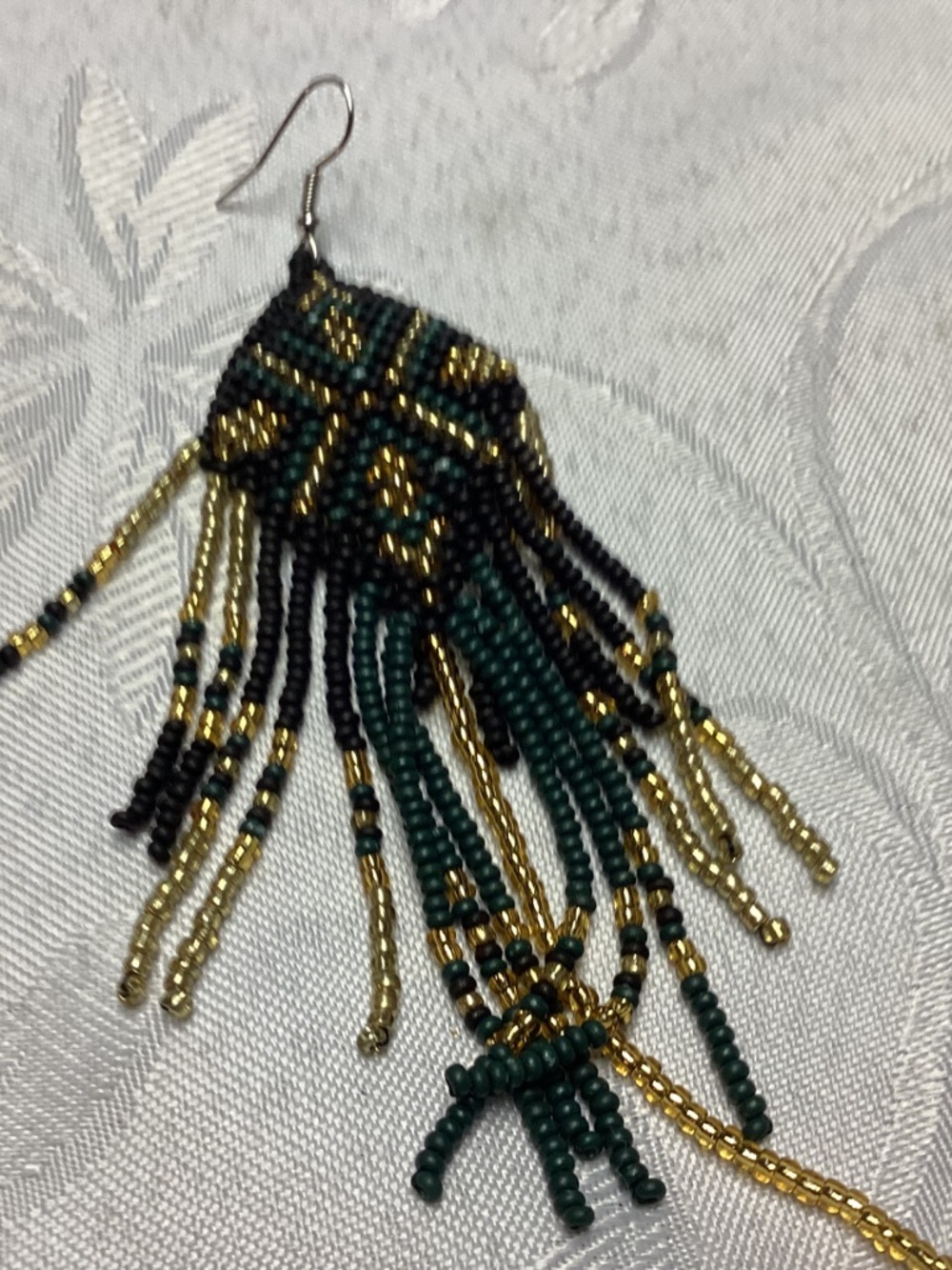 BEADED LONG FUNKY EARRINGS. GOLD & BLACK NEW - Picture 3 of 6